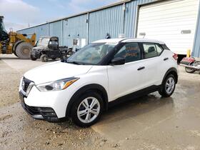2020 Nissan Kicks