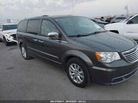 2015 Chrysler Town & Country