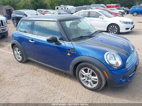 2013 MINI Cooper