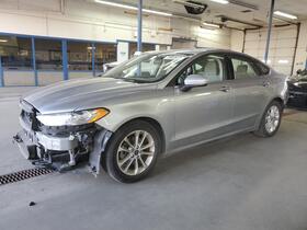 2020 Ford Fusion