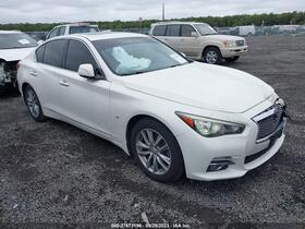 2015 Infiniti Q50