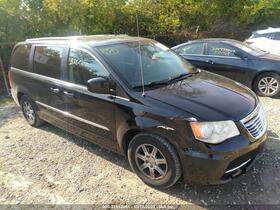 2013 Chrysler Town & Country