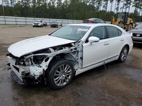 2014 Lexus LS
