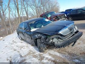 2006 Lincoln Town Car