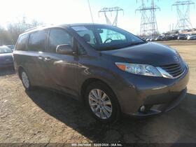 2013 Toyota Sienna