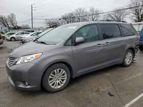 2016 Toyota Sienna