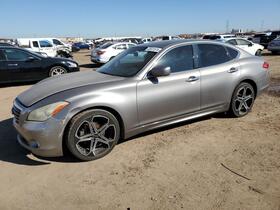2011 Infiniti M37