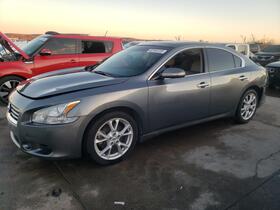 2014 Nissan Maxima