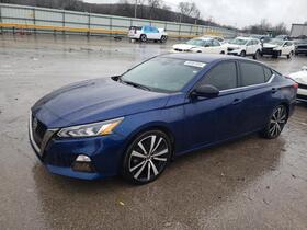 2020 Nissan Altima