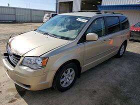 2010 Chrysler Town & Country