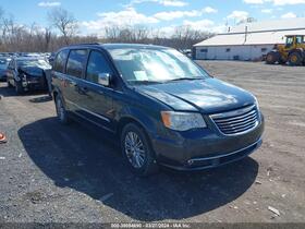 2013 Chrysler Town & Country