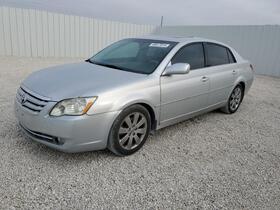 2005 Toyota Avalon