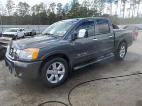2010 Nissan Titan