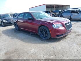 2019 Chrysler 300
