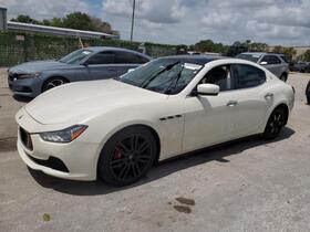 2014 Maserati Ghibli