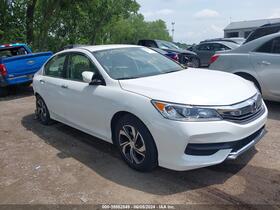 2017 Honda Accord at IN - Indianapolis, IAAI lot 39582849 