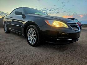 2013 Chrysler 200