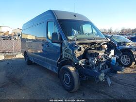 2021 Mercedes-Benz Sprinter 2500