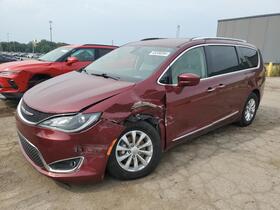 2018 Chrysler Pacifica