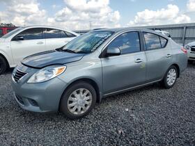 2014 Nissan Versa