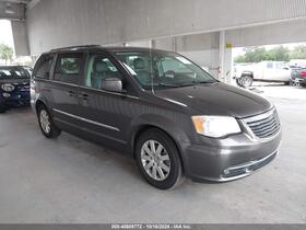 2015 Chrysler Town & Country