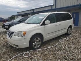 2010 Chrysler Town & Country