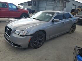 2017 Chrysler 300
