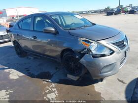 2016 Nissan Versa