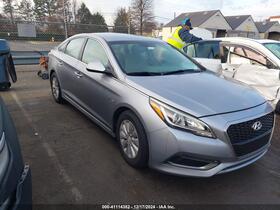 2016 Hyundai Sonata Hybrid