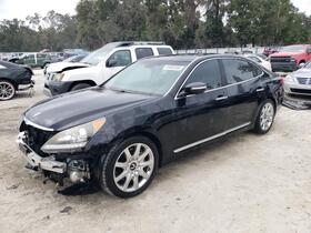 2012 Hyundai Equus