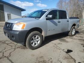 2015 Nissan Titan