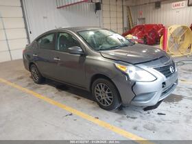 2019 Nissan Versa
