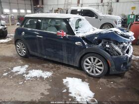 2018 MINI Cooper