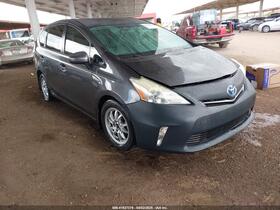 2013 Toyota Prius V
