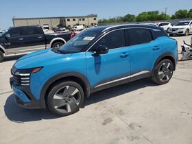 2025 Nissan Kicks