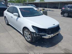 2013 Hyundai Genesis