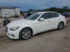 2014 Infiniti Q50