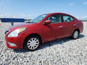 2015 Nissan Versa
