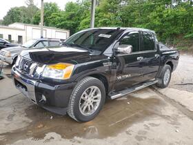 2014 Nissan Titan