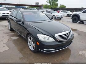 2013 Mercedes-Benz S 550