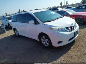 2014 Toyota Sienna