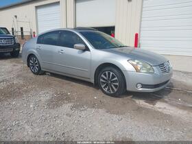 2005 Nissan Maxima