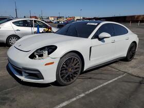 2017 Porsche Panamera