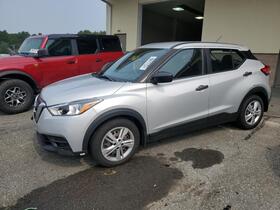 2020 Nissan Kicks