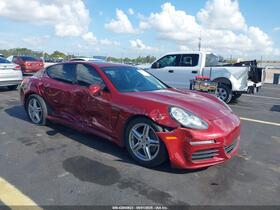 2015 Porsche Panamera