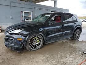 2023 Porsche Cayenne