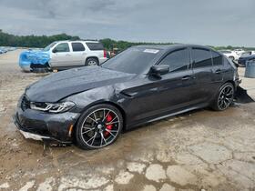 2023 BMW M5