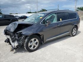 2017 Chrysler Pacifica