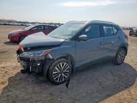 2023 Nissan Kicks