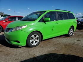 2014 Toyota Sienna
